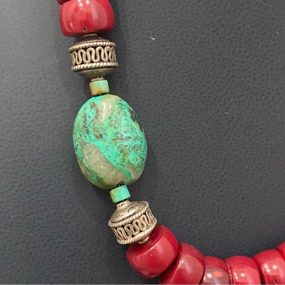 Handcrafted Red Coral & Turquoise Bali Toggle Clasp 17” Chunky Necklace 113g - Picture 8 of 15
